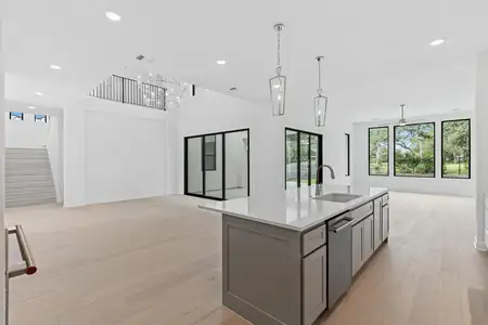 New construction Single-Family house 366 Crosswater Ln, Dripping Springs, TX 78620 plan Lynmar II - image 8