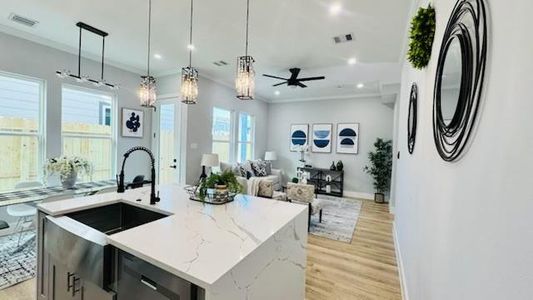 New construction Single-Family house 6840 Del Rio St, Houston, TX 77021 - image 19
