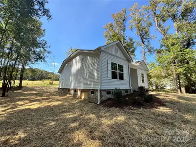 New construction Single-Family house 1002 Oak Hill Dr, Monroe, NC 28112 - image