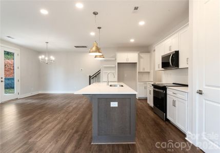 New construction Single-Family house 114 Chapel Crossing Ln, Unit 12, Weaverville, NC 28787 - image 9