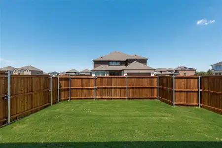 New construction Single-Family house 1356 Whitehurst St, Frisco, TX 75036 plan Henley III - image