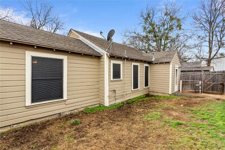 New construction Single-Family house 100 W Allen Ave, Godley, TX 76044 null- photo 14 14