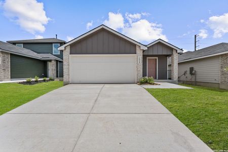New construction Single-Family house 16048 Mahogany Wy, Elmendorf, TX 78112 plan The Caprock - image