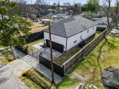 New construction Single-Family house 4024 Lila St, Houston, TX 77026 - image