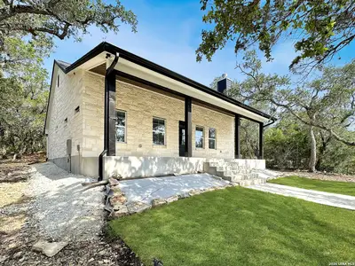 New construction Single-Family house 197 Spring Mountain Dr, Canyon Lake, TX 78133 - image
