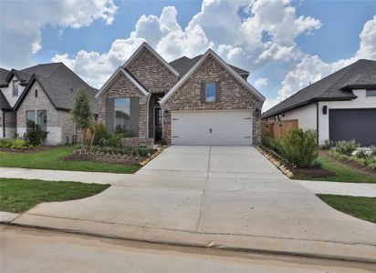 New construction Single-Family house 21923 Woodland Hawthorn Ln, Cypress, TX 77433 plan 2426W - image