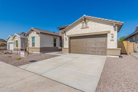 New construction Single-Family house 21048 E Arroyo Verde Dr, Queen Creek, AZ 85142 Whetstone- photo 3 3