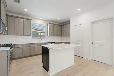 New construction Single-Family house 424 Treadwell Ln, Kyle, TX 78640 plan Hondo - image 5