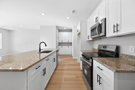 New construction Townhouse house 578 Madison St, Unit 100, Commerce, GA 30529 - image 8