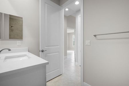 New construction Single-Family house 12507 SW Sunrise Lake Ter, Port St. Lucie, FL 34987 plan Lucida - image 10