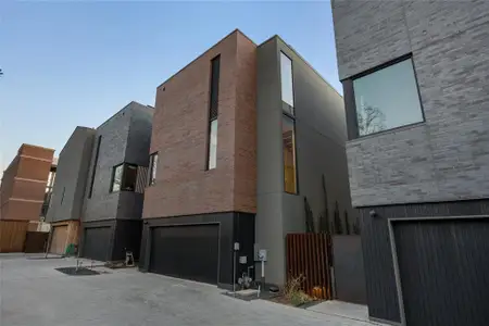 New construction Condo house 1221 Dorothy Ln, Unit 5, Fort Worth, TX 76107 - image