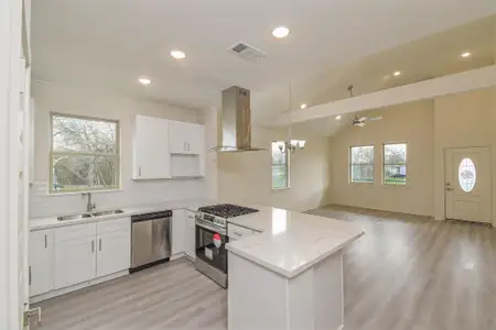 New construction Single-Family house 316 6Th St, Rosenberg, TX 77471 - image 4