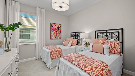 Lennar at Turnleaf: Manor Homes 11