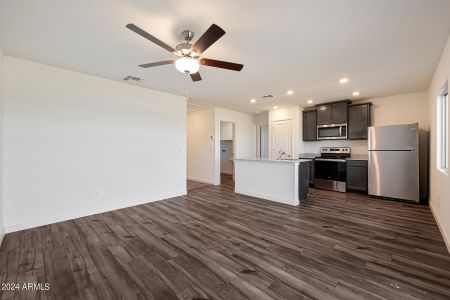 New construction Single-Family house 610 W Pintail Dr, Casa Grande, AZ 85122 Amado- photo 4 4