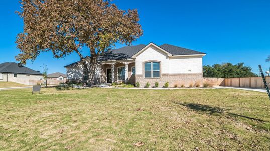 New construction Single-Family house 718 Eagle Heights Dr, Salado, TX 76571 - photo 0