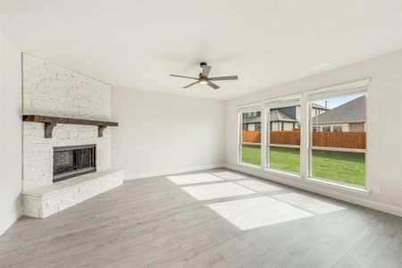 New construction Single-Family house 230 Comanche Trl, Alvarado, TX 76009 Dewberry III- photo 15 15