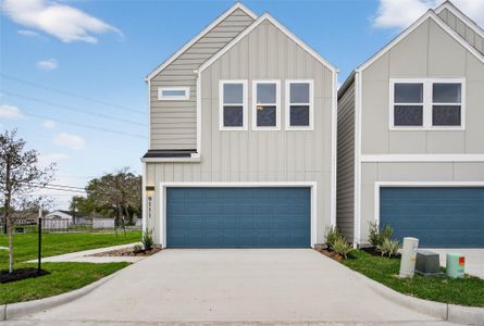 New construction Single-Family house 9104 Highland Northern Wy, Houston, TX 77088 - image