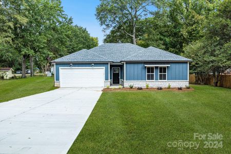 New construction Single-Family house 337 Autumn Drive, Harrisburg, NC 28075 Ash- photo 0