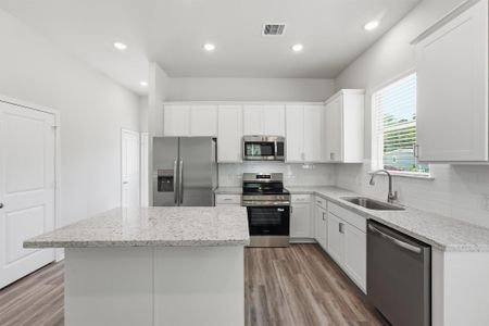 New construction Single-Family house 15608 Sycamore Dr, Montgomery, TX 77356 - image 10