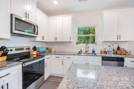 New construction Single-Family house 3536 Driftwood Dr, Gastonia, NC 28056 null- photo 7 7