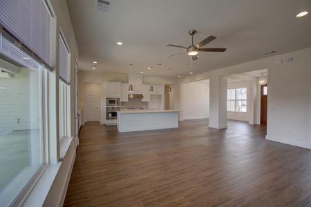 New construction Single-Family house 108 Retreat Pl, Georgetown, TX 78626 - photo 9 9