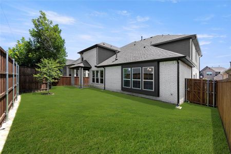 New construction Single-Family house 3811 Lochwood Dr, Rowlett, TX 75088 plan McKinney B - image