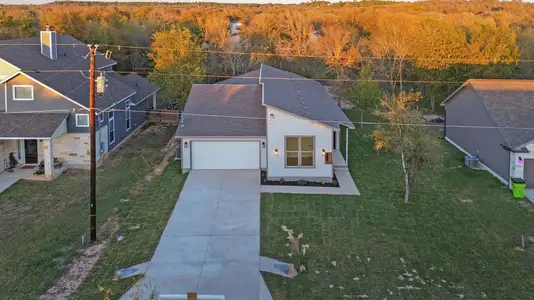 New construction Single-Family house 346 Nene Ln, Bastrop, TX 78602 - image