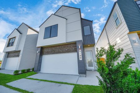 New construction Single-Family house 9146 Besos Ln, Houston, TX 77051 - image 3