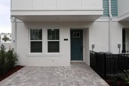 New construction Townhouse house 475 31St Wy N, St. Petersburg, FL 33713 - image