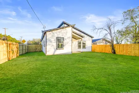 New construction Single-Family house 202 Bundy, San Antonio, TX 78220 - image