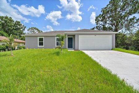 New construction Single-Family house 41 Palm Leaf Lane, Palm Coast, FL 32164 - photo 0