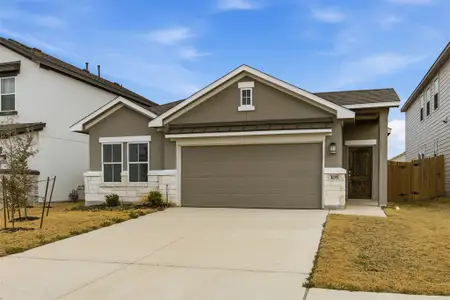 New construction Single-Family house 105 Boulder Ridge Trl, Liberty Hill, TX 78642 plan Mia 1717 S - image