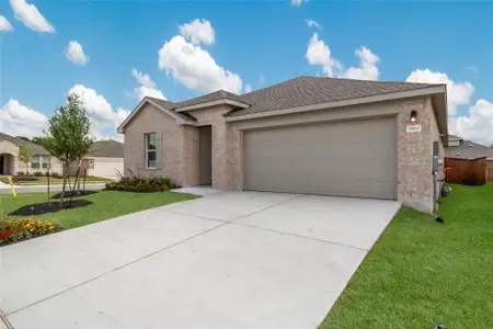 New construction Single-Family house 2409 March Hare Trce, Leander, TX 78641 plan The Lakeway - image