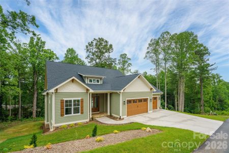 New construction Single-Family house 227 Northview Dr, Hendersonville, NC 28791 - image