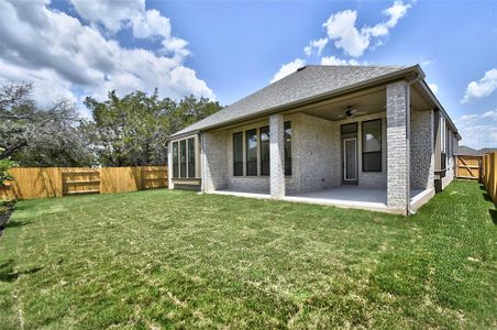 New construction Single-Family house 202 Five Mile Creek Way, Kyle, TX 78640 Brentwood Plan- photo 31 31