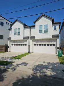 New construction Single-Family house 4425 Elmwood St, Houston, TX 77051 - image
