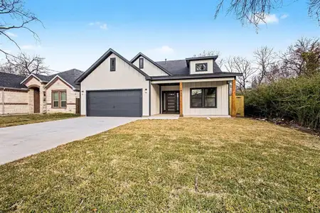 New construction Single-Family house 1931 Muncie Ave, Dallas, TX 75212 - image