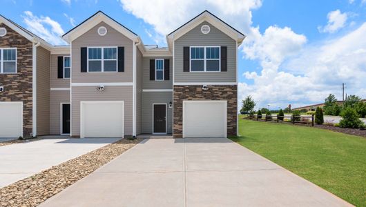 New construction Single-Family house 16 Pleasant Woods Trl, Greenville, SC 29605 plan Newtwon - image