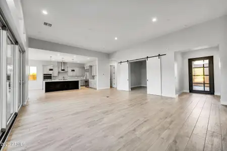 New construction Single-Family house 4075 E Paradise Ln, Phoenix, AZ 85032 - image 5