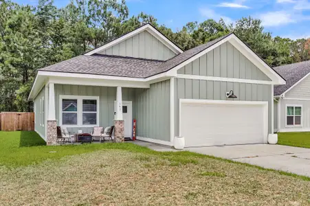 New construction Single-Family house 161 Brightwood Dr, Huger, SC 29450 - image