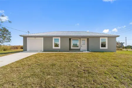 New construction Single-Family house 1700 N Lake Pioneer Dr, Avon Park, FL 33825 - image