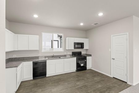 New construction Single-Family house 3085 Winding Creek Rd, Kyle, TX 78640 plan 1105 Casetta - image 9