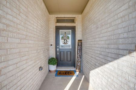 New construction Single-Family house 14733 Wagon Train Trl, Haslet, TX 76052 plan Heisman | Madero - image