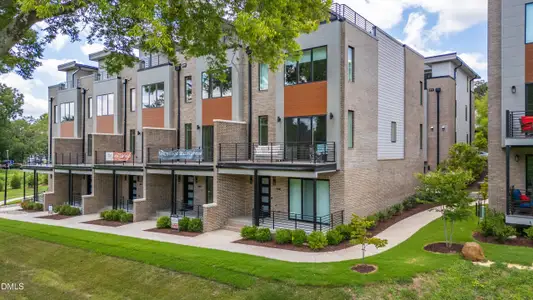 New construction Townhouse house 1014 Manor Wy, Durham, NC 27701 - image