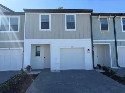 New construction Townhouse house 7518 Deer Valley Cir, Tampa, FL 33635 - image