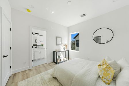 Hammerly Blvd by Prisco Properties LLC in Houston - image 8