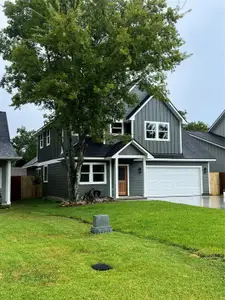 New construction Single-Family house 704 N Mcnair St, Navasota, TX 77868 - image