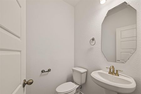 New construction Single-Family house 2510 Shallow Lake Ln, Iowa Colony, TX 77583 - image 11