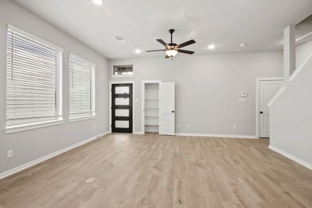 New construction Single-Family house 439 Park Hill Ct, Stafford, TX 77477 The Cheverny- photo 16 16