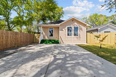 New construction Single-Family house 907 Nevell St, Cleveland, TX 77327 - image